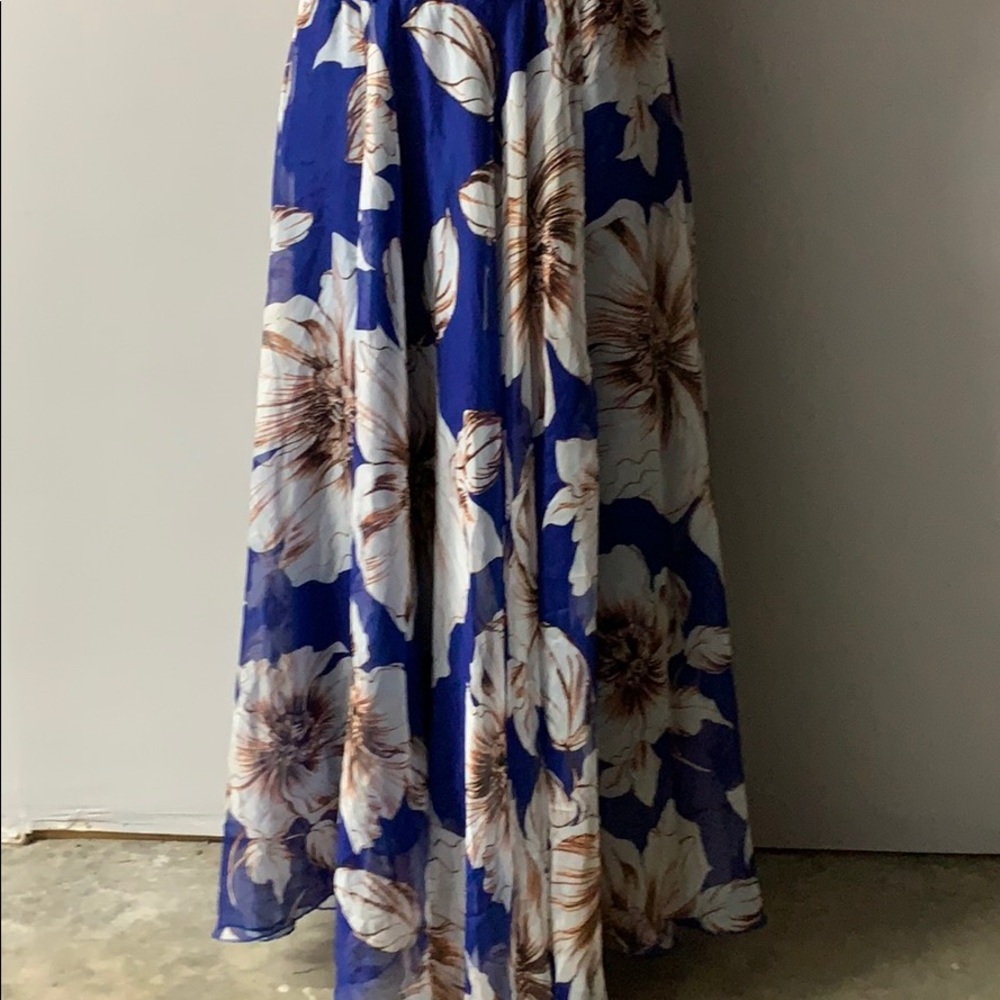 SIZE 3 ELASTIC WAIST FLORAL SKIRT